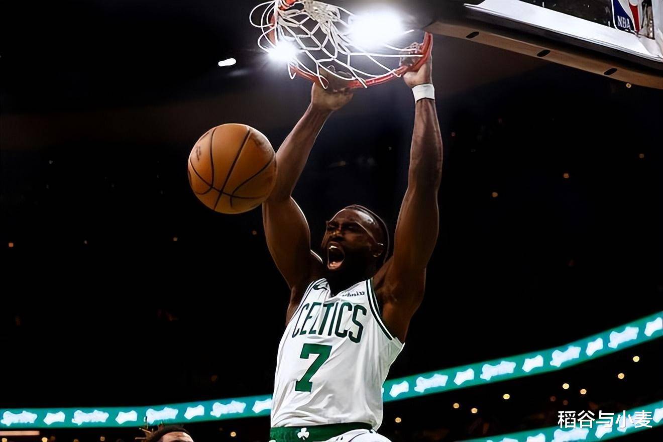 关于NBA总决赛今晚再迎强敌，波士顿凯尔特人遗憾出局，主帅态度：管理层满意，年轻球员得到机会的信息
